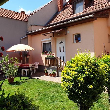 Renáta Vendégház Eger Exterior foto