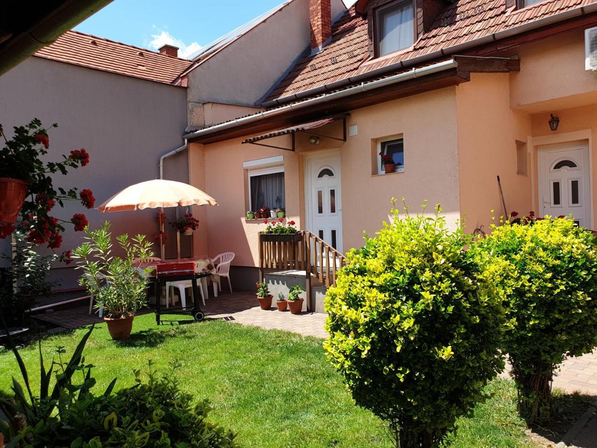 Renáta Vendégház Eger Exterior foto